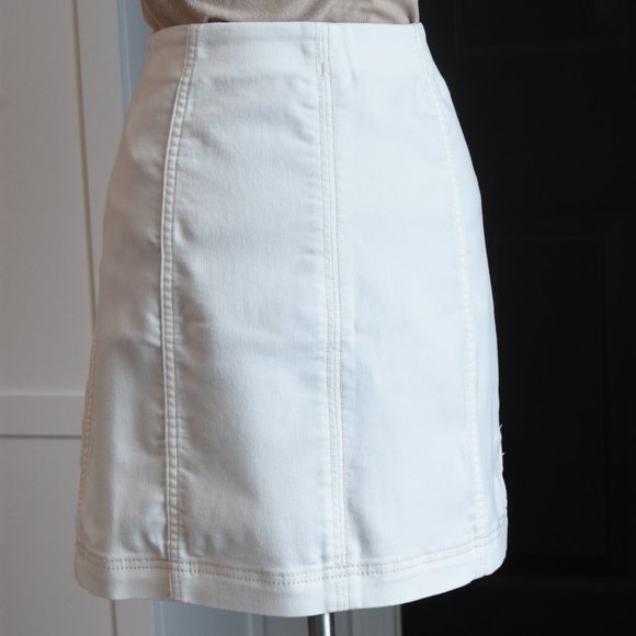 Free People Dresses & Skirts - SOLD ON EBAY Free People White Denim Mini Skirt 12